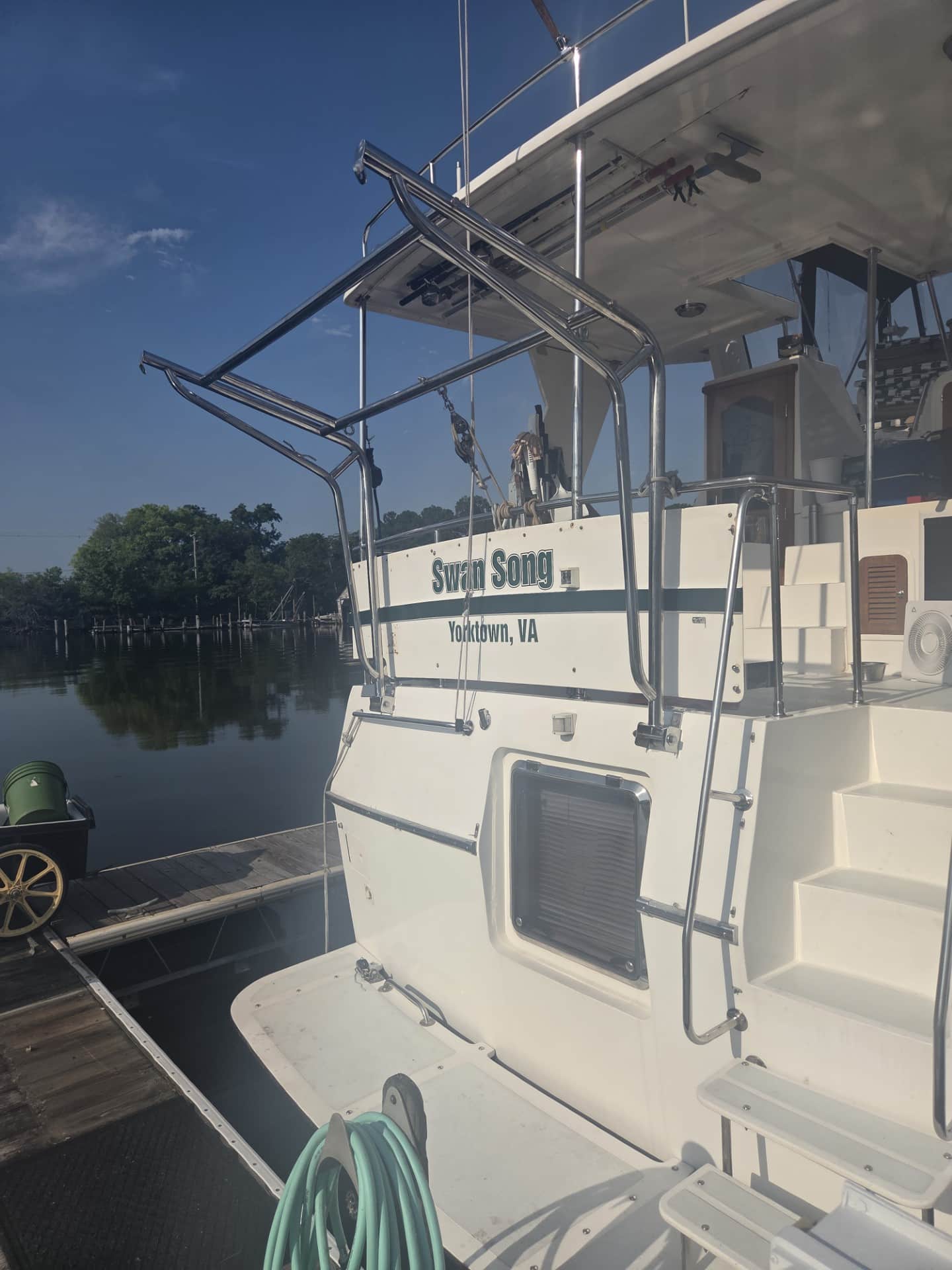 Martek Pivoting Davits