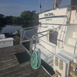 Martek Pivoting Davits