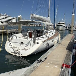Beneteau Oceanis 400 with MD-600 Dinghy Davits